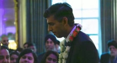 Новият британски премиер Риши Сунак отбеляза индийския празник Дивали на